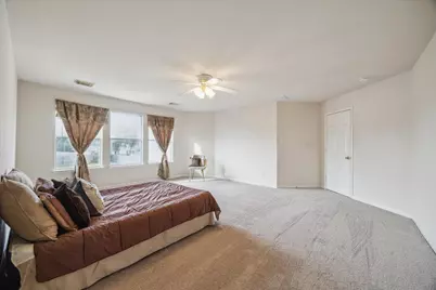 4710 Meadowthorn Court, Friendswood, TX 77546 - Photo 19