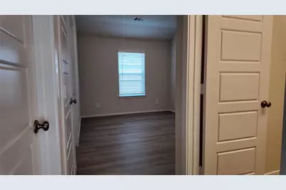 16241 Parish Pointe Court, Conroe, TX 77302 - Photo 13