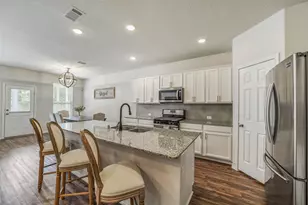 4299 Roaring Timber Dr, Conroe, TX 77304 - Photo 11