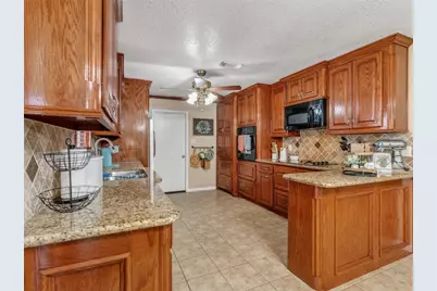 1348 Gifford Road, Angleton, TX 77515 - Photo 21