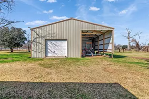 1348 Gifford Rd, Angleton, TX 77515 - Photo 7