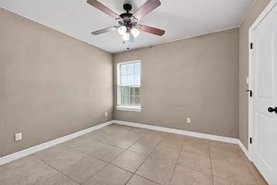 504 Lexington Avenue, Clute, TX 77531 - Photo 21