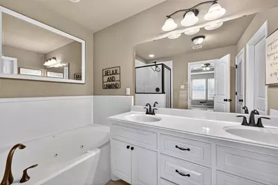 504 Lexington Avenue, Clute, TX 77531 - Photo 17