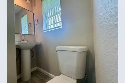 6905 Speaker Street, Hitchcock, TX 77563 - Photo 7