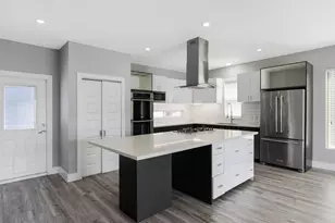 219 Pheasant St, Houston, TX 77018 - Photo 7