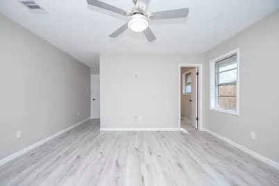 1202 Dwinnell Street, Baytown, TX 77520 - Photo 15