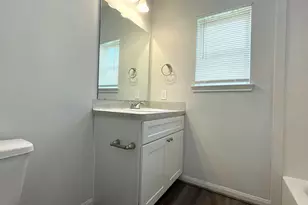 8215 Gallahad St, Houston, TX 77078 - Photo 17