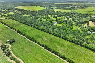 0016 S Main, Anahuac, TX 77514 - Photo 9