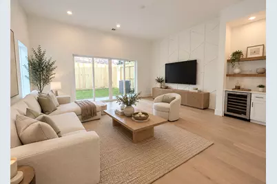 1322 Lawrence Street, Houston, TX 77008 - Photo 7