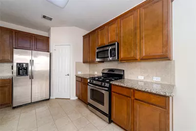8814 Cedar Mound Lane, Houston, TX 77083 - Photo 7