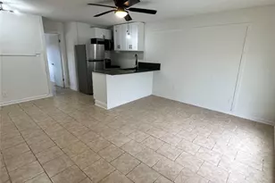 7610 Red Robin Ln, Houston, TX 77075 - Photo 3