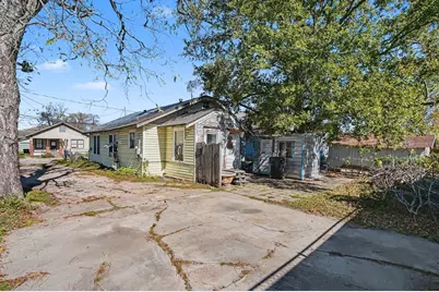 1218 Genova Street, Houston, TX 77009 - Photo 9