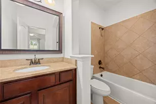 27 Tioga Pl, The Woodlands, TX 77375 - Photo 25