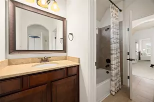 27 Tioga Pl, The Woodlands, TX 77375 - Photo 27