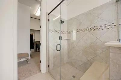 27 Tioga Place, The Woodlands, TX 77375 - Photo 17