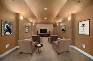 27 Tioga Pl, The Woodlands, TX 77375 - Photo 23