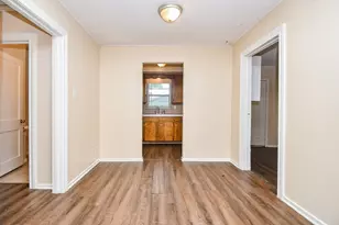 225 17th Ave N, Texas City, TX 77590 - Photo 17