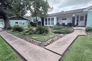 9718 County Rd 321, Sweeny, TX 77480 - Photo 3