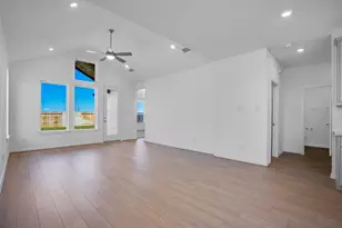 22127 Strathfield Cir, Cypress, TX 77433 - Photo 5