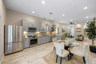 317 E 35th St, Houston, TX 77018 - Photo 7