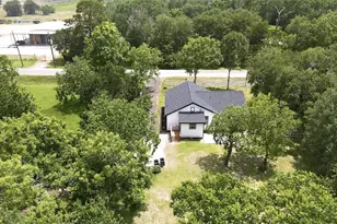 8414 Schiro Rd, Hitchcock, TX 77563 - Photo 35