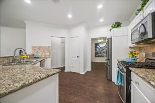 4110 Laurel Woods Circle, Missouri City, TX 77459 - Photo 5