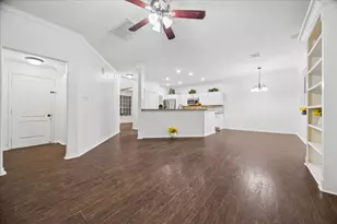 4110 Laurel Woods Circle, Missouri City, TX 77459 - Photo 7