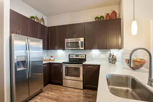 2033 S Gessner Rd, Houston, TX 77063 - Photo 7
