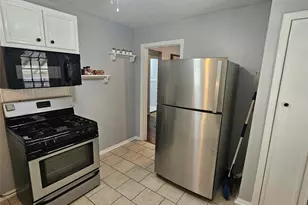 125 E 6th St, Deer Park, TX 77536 - Photo 7
