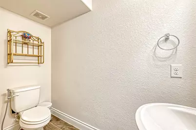 2337 Mayfield Trail Court, League City, TX 77573 - Photo 11