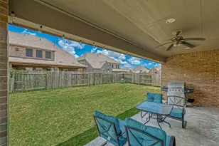 2337 Mayfield Trail Ct, League City, TX 77573 - Photo 25