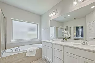 2337 Mayfield Trail Ct, League City, TX 77573 - Photo 15