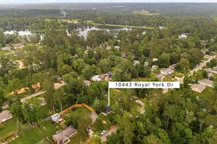 10443 Royal York Dr, Conroe, TX 77303 - Photo 17