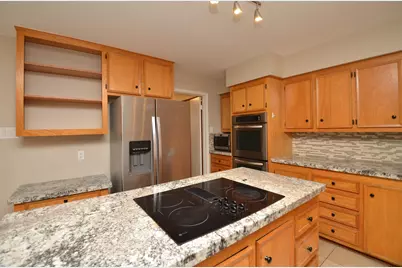 12310 Burgoyne Drive, Houston, TX 77077 - Photo 23