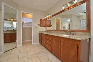 12310 Burgoyne Dr, Houston, TX 77077 - Photo 27
