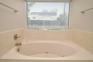 12310 Burgoyne Dr, Houston, TX 77077 - Photo 29