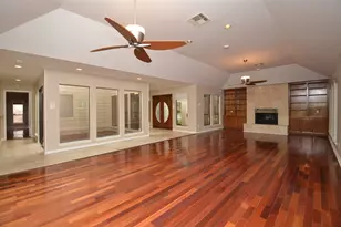 12310 Burgoyne Dr, Houston, TX 77077 - Photo 11