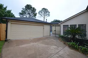 12310 Burgoyne Dr, Houston, TX 77077 - Photo 5
