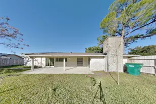 5655 Hardwood Forest Dr, Houston, TX 77088 - Photo 15