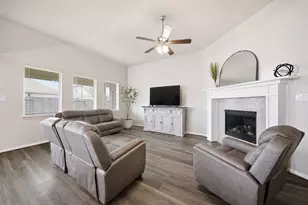 32323 Cedar Crst Dr, Waller, TX 77484 - Photo 11