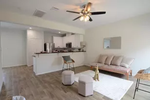 2201 Naomi St, Houston, TX 77054 - Photo 1