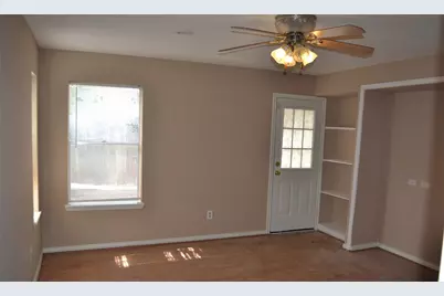 4203 Field Meadow Drive, Katy, TX 77449 - Photo 5