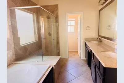 10009 Spring Shadows Park Circle, Houston, TX 77080 - Photo 15
