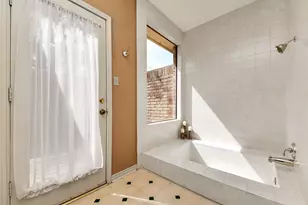 12215 Clearfork Dr, Houston, TX 77077 - Photo 11