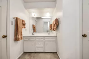 12215 Clearfork Dr, Houston, TX 77077 - Photo 33