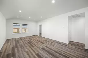 1738 Evening Vis Dr, Houston, TX 77067 - Photo 5