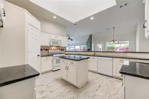 15831 Laurel Cove, Tomball, TX 77377 - Photo 11