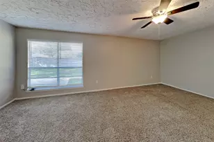 13414 Tara Oak Dr, Houston, TX 77065 - Photo 9