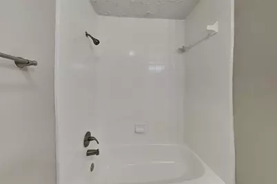 13414 Tara Oak Drive, Houston, TX 77065 - Photo 17