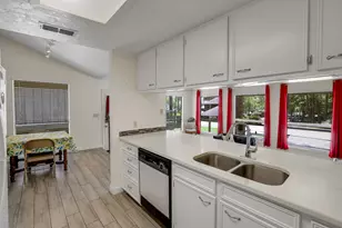 111 Harbour Row Dr, Coldspring, TX 77331 - Photo 11